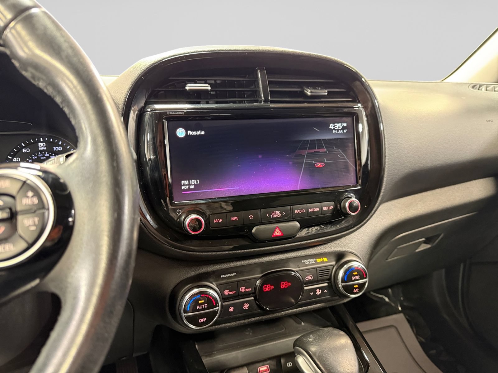 Used 2022 Kia Soul GT-Line FWD image 28