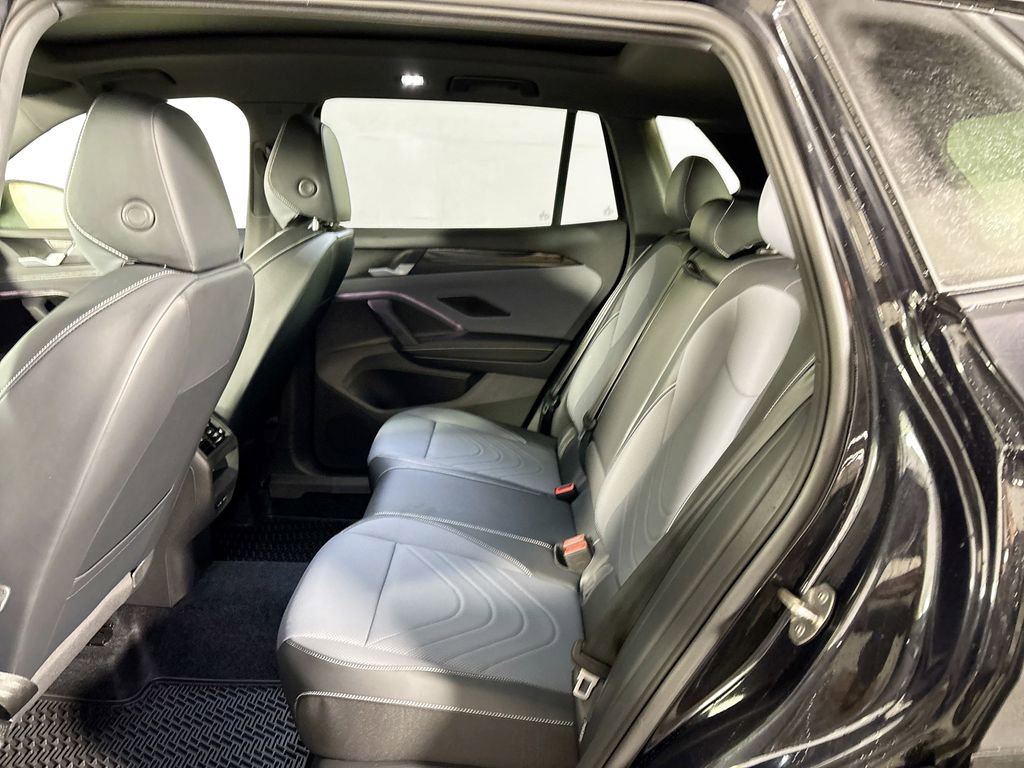 New 2026 Volkswagen Tiguan SE R-Line image 20