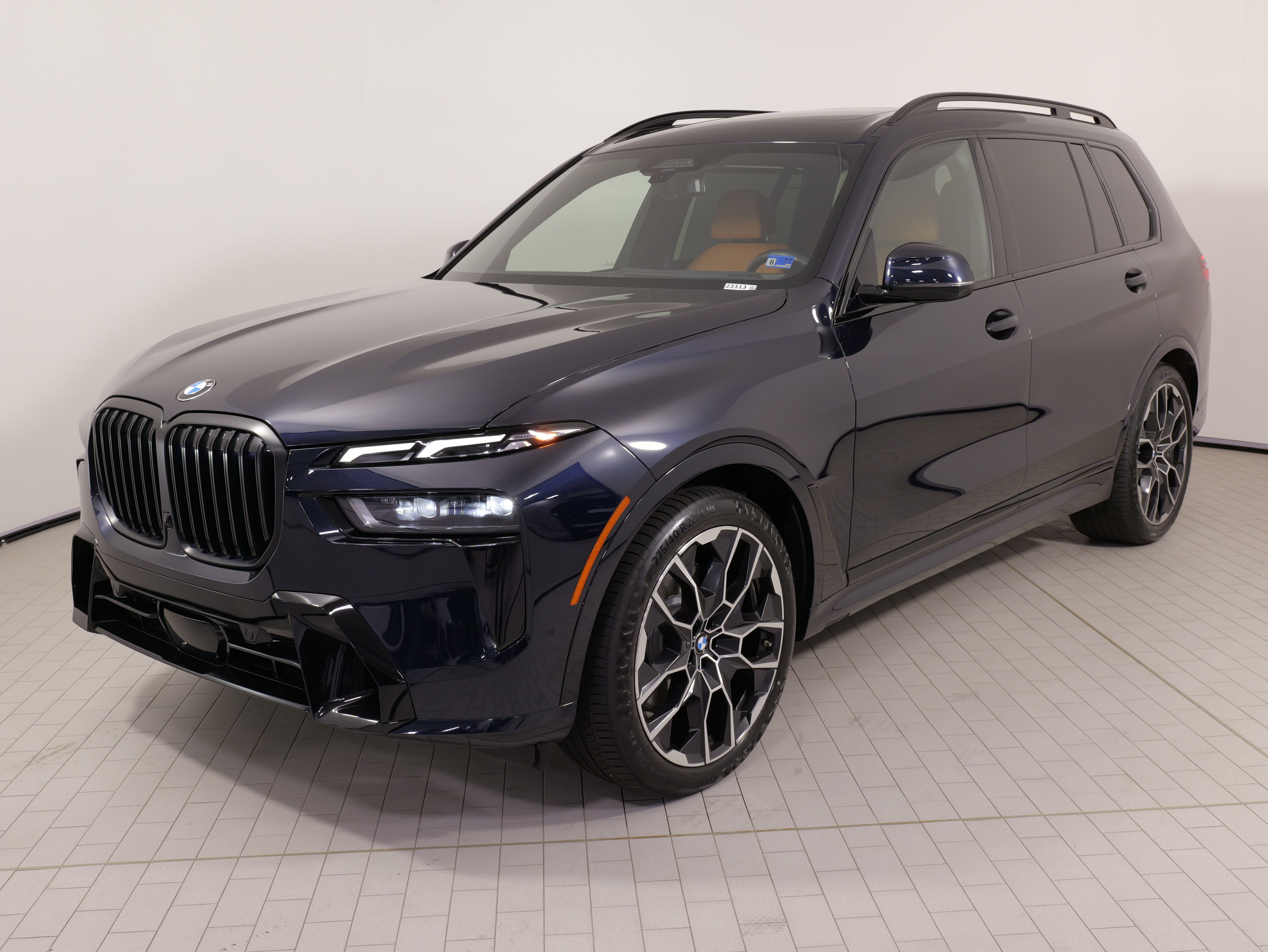 Used 2026 BMW X7 xDrive40i w/ Executive Package AWD/4WD image 3
