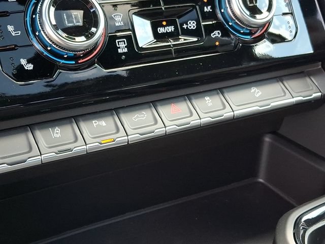 New 2026 GMC Sierra 2500 AT4 AWD/4WD image 18