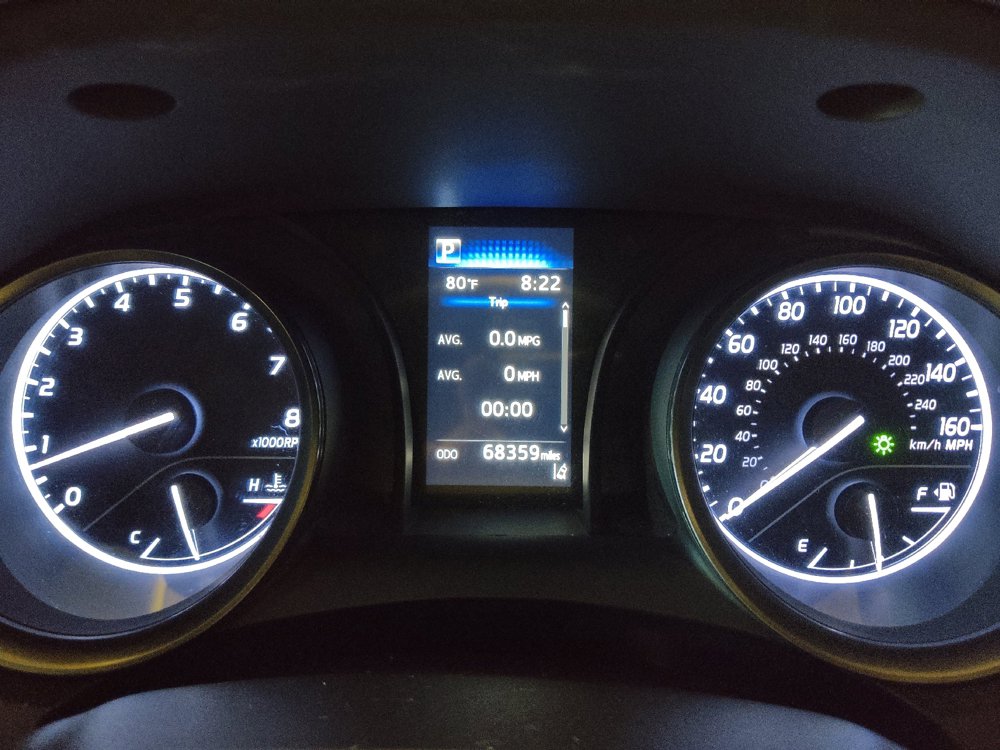 Used 2022 Toyota Camry SE FWD image 23