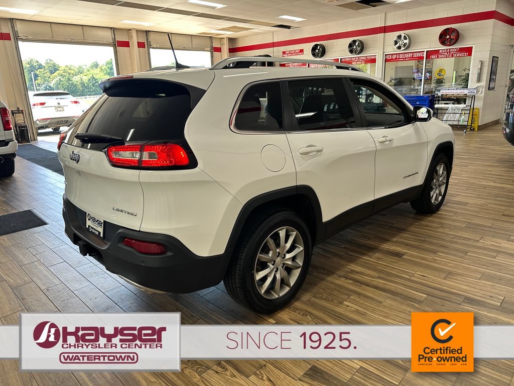 Used 2018 Jeep Cherokee Limited w/ Trailer Tow Group AWD/4WD image 5