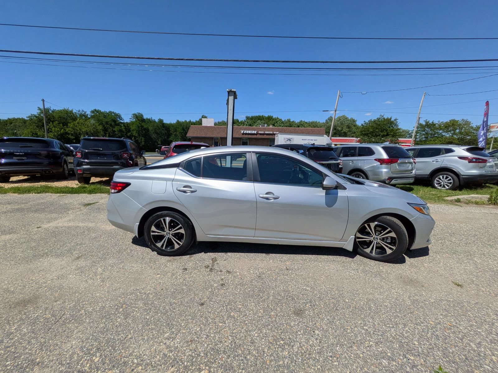 Used 2020 Nissan Sentra SV FWD image 7