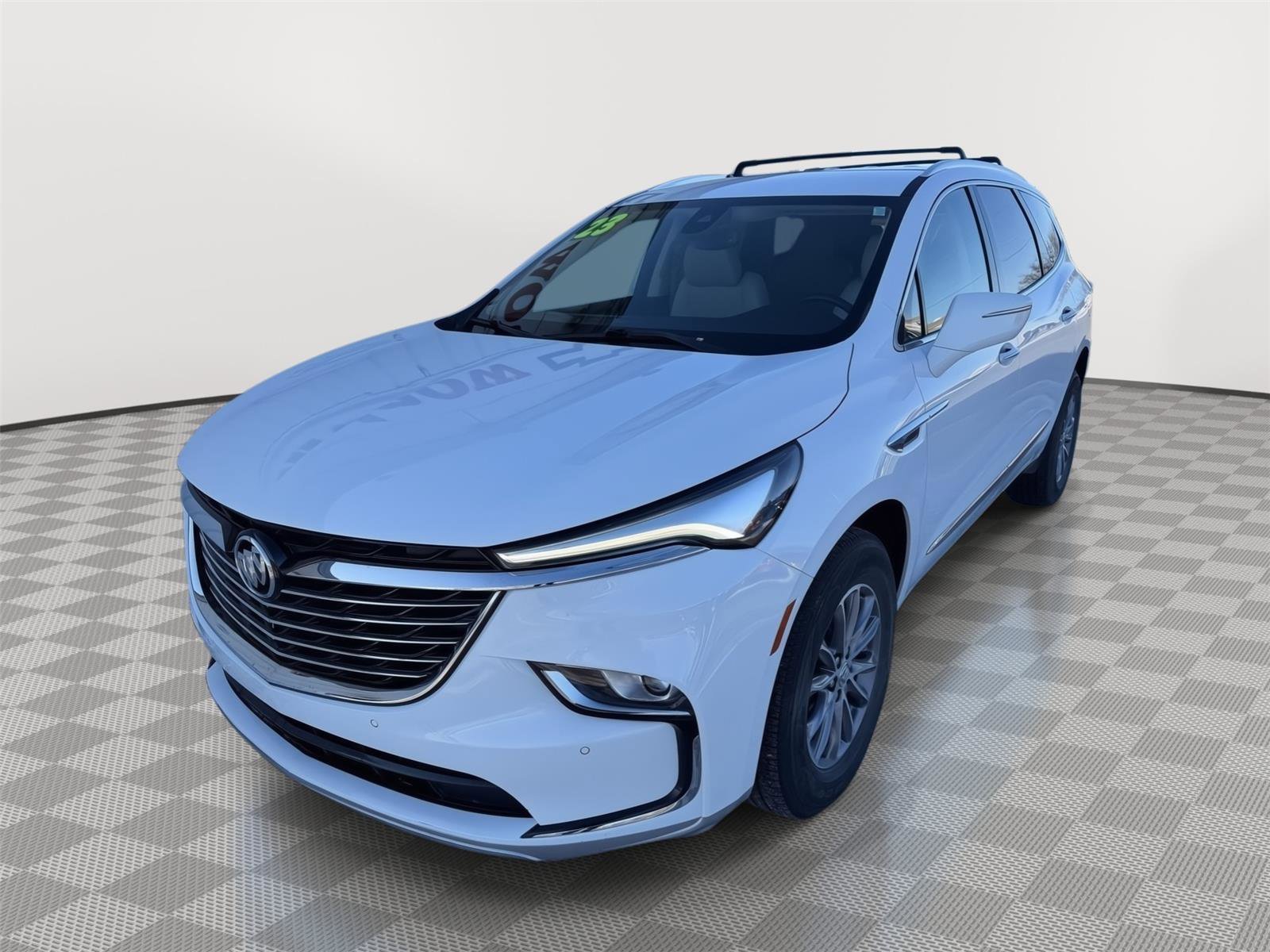 Used 2023 Buick Enclave Essence image 6