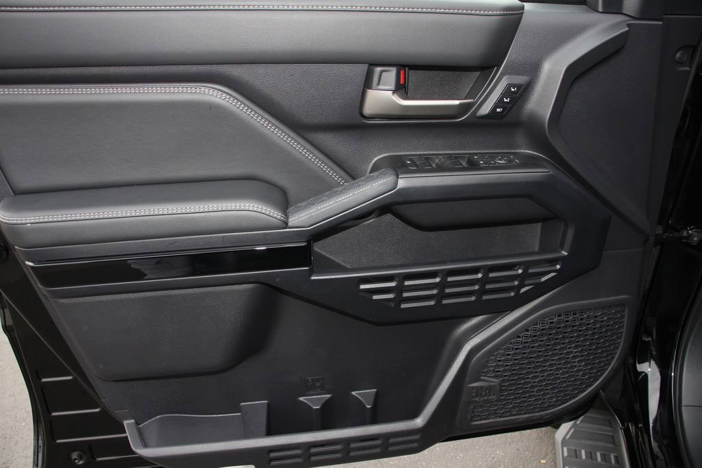 Used 2025 Toyota 4Runner Limited image 22