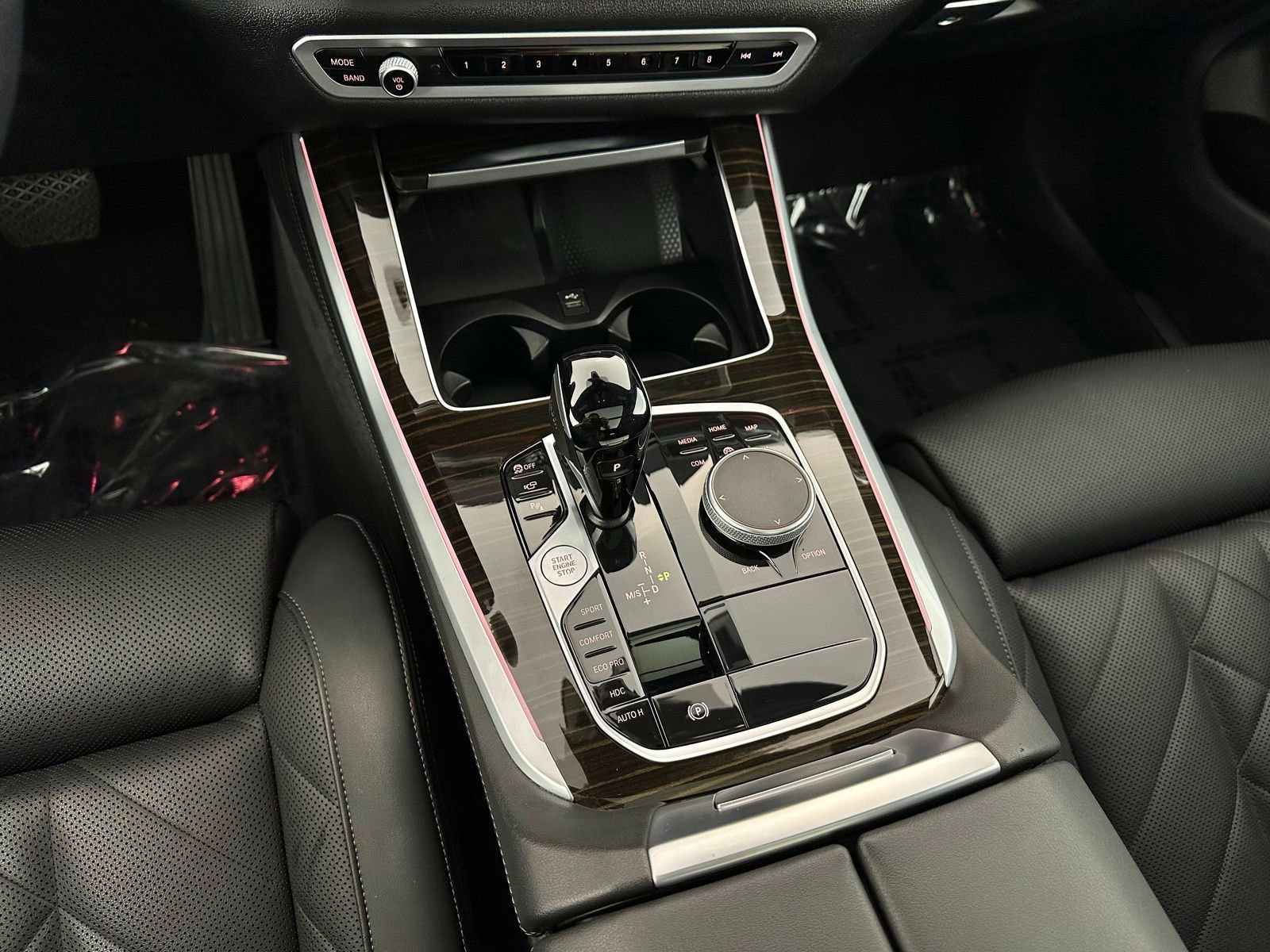 Used 2023 BMW X5 xDrive40i w/ Premium Package image 16