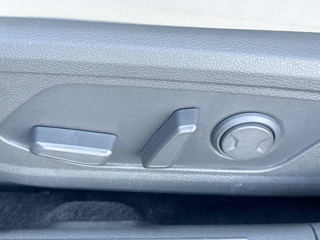 Used 2025 Hyundai Sonata SEL FWD image 14