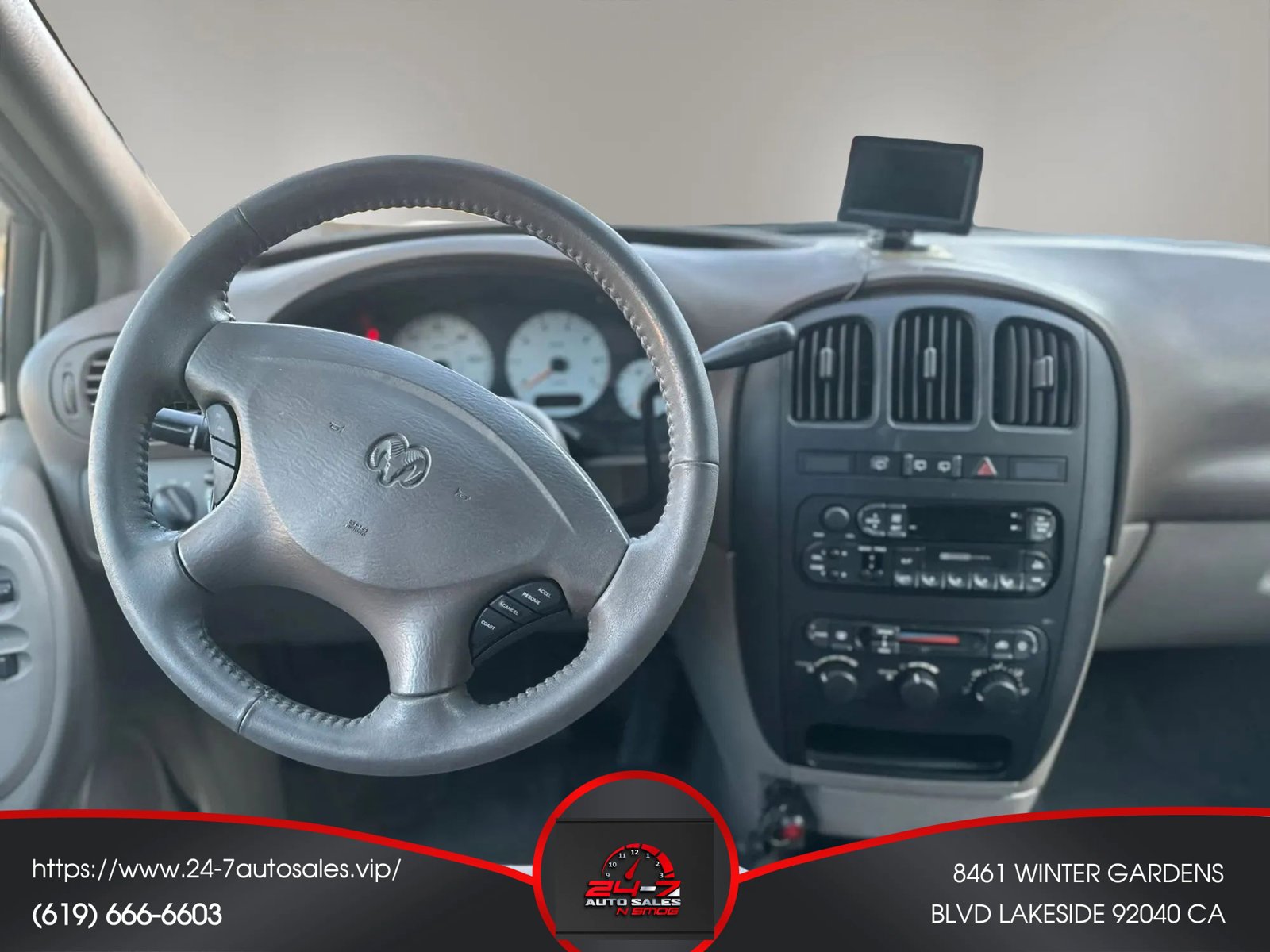 Used 2002 Dodge Grand Caravan Sport FWD image 14