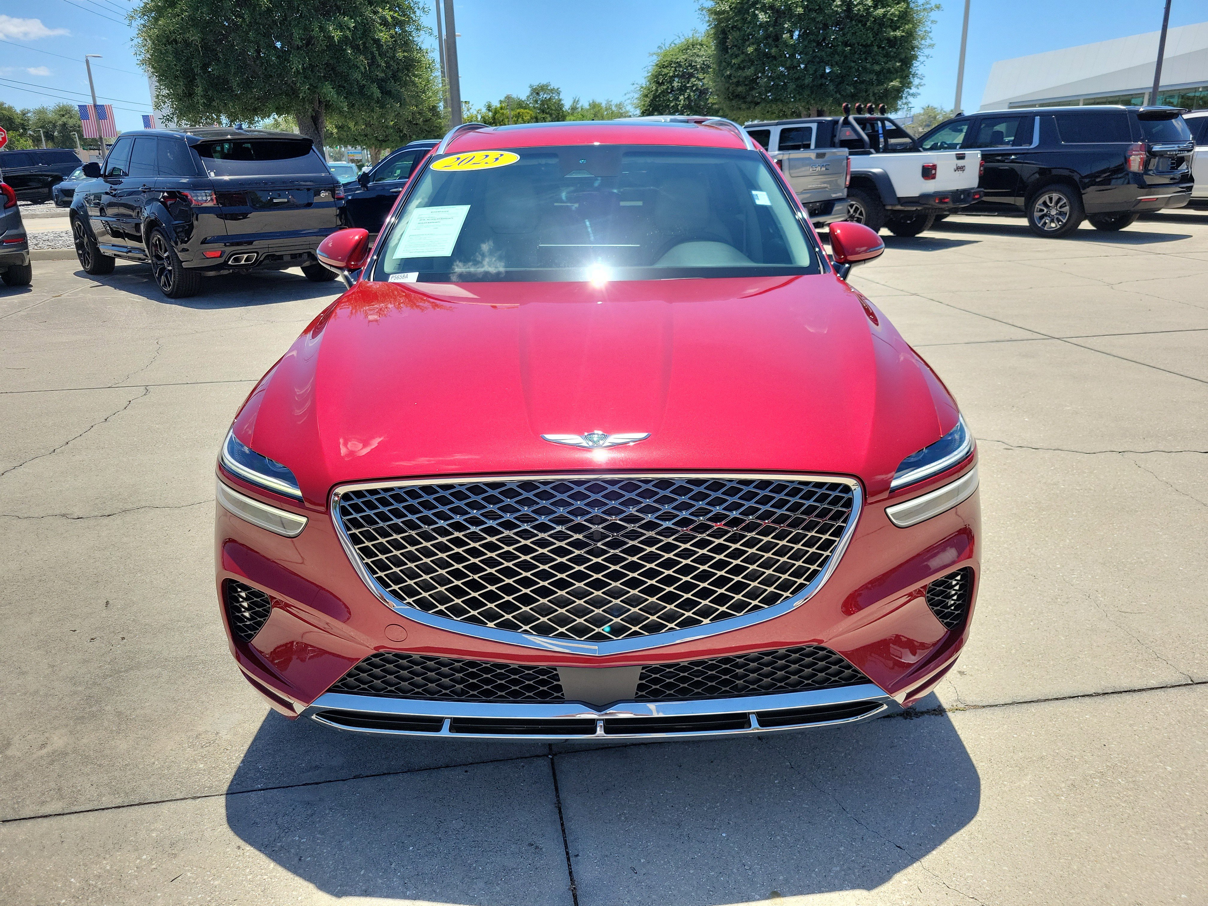 Used 2023 Genesis GV70 2.5T w/ Select Package AWD/4WD image 2