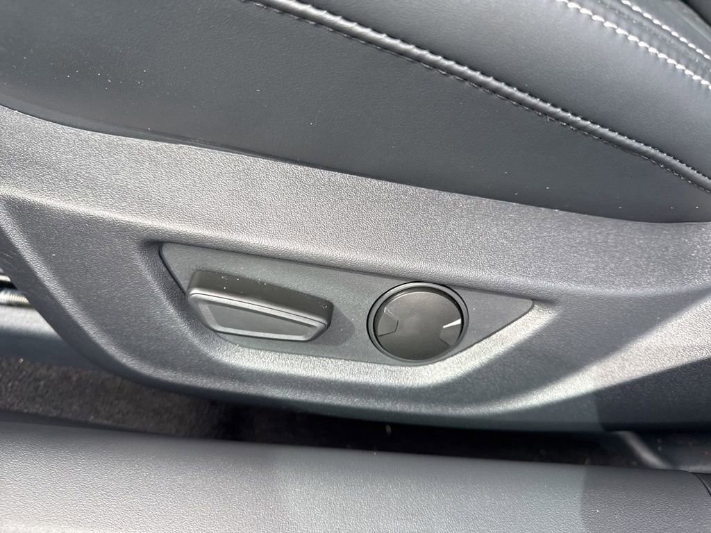 Used 2025 Ford Mustang GT Premium image 18