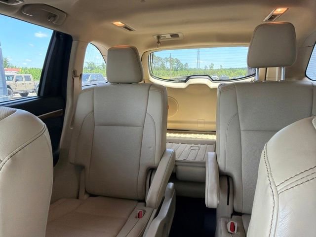 Used 2017 Toyota Highlander Limited AWD/4WD image 22