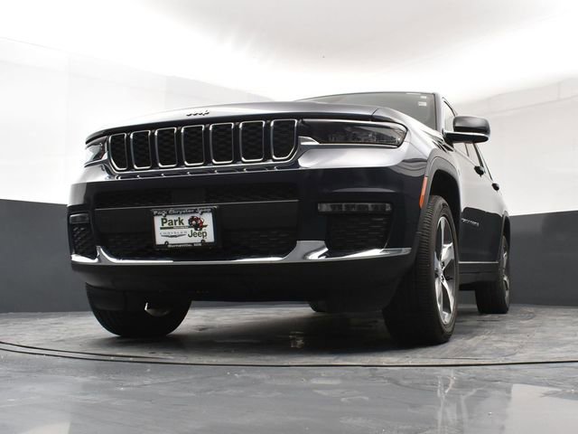 Used 2023 Jeep Grand Cherokee L Limited image 20