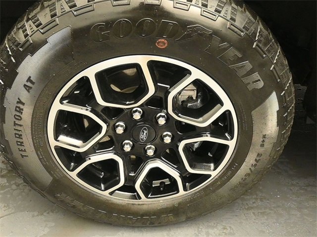 Certified 2022 Ford F150 XLT w/ Equipment Group 302A High image 14