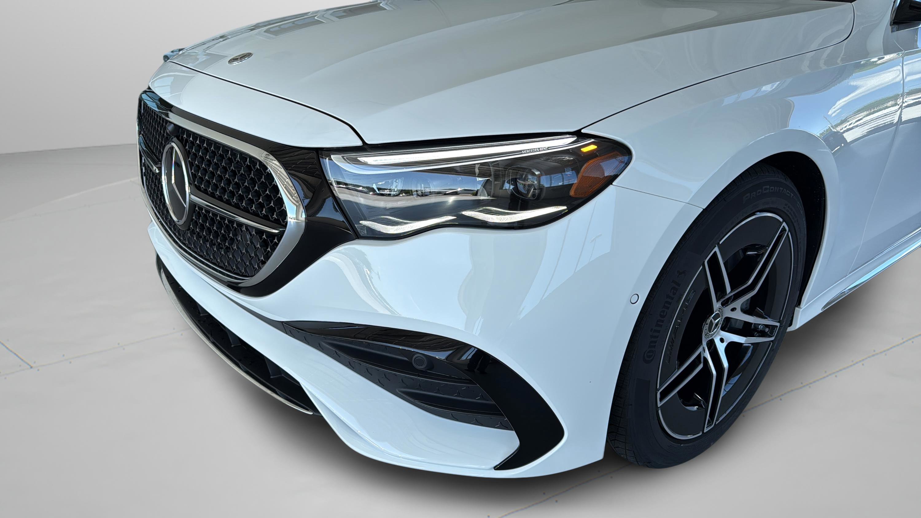 New 2026 Mercedes-Benz E 450 4MATIC Sedan image 47