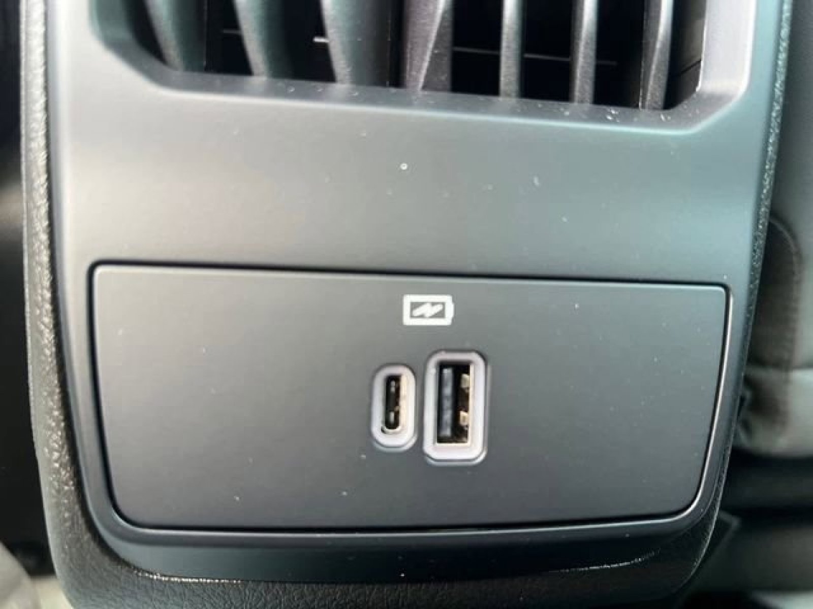 Used 2024 Dodge Hornet R/T Plus w/ Tech Pack Plus w/o Parking image 16