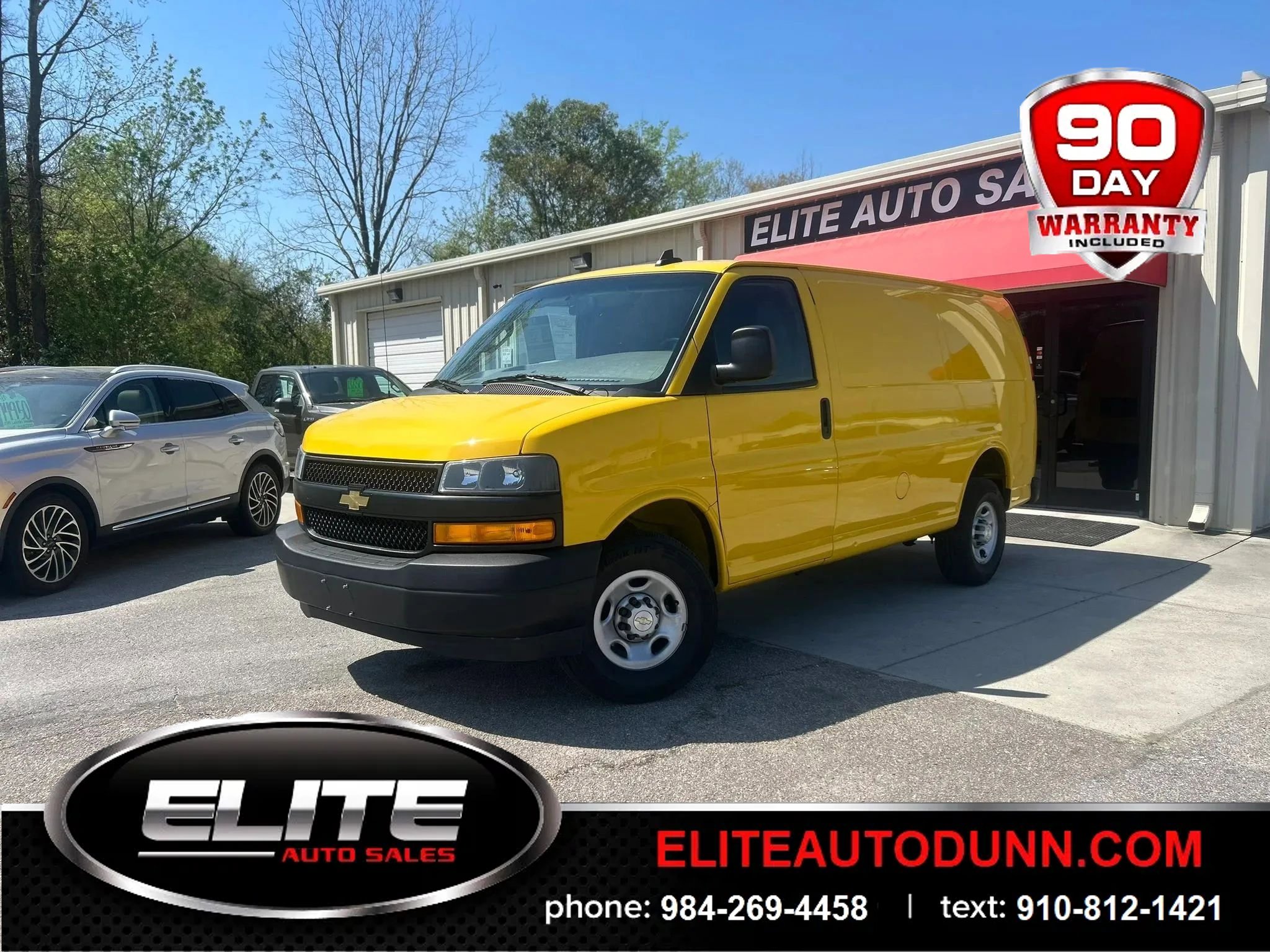 Used 2023 Chevrolet Express 2500 RWD image 1
