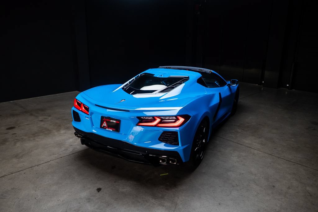 Used 2022 Chevrolet Corvette Stingray Premium Cpe w/ Battery Protection Package RWD image 17