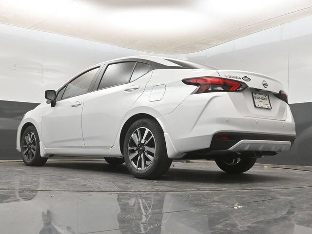 New 2025 Nissan Versa SV w/ Trunk Package FWD image 14