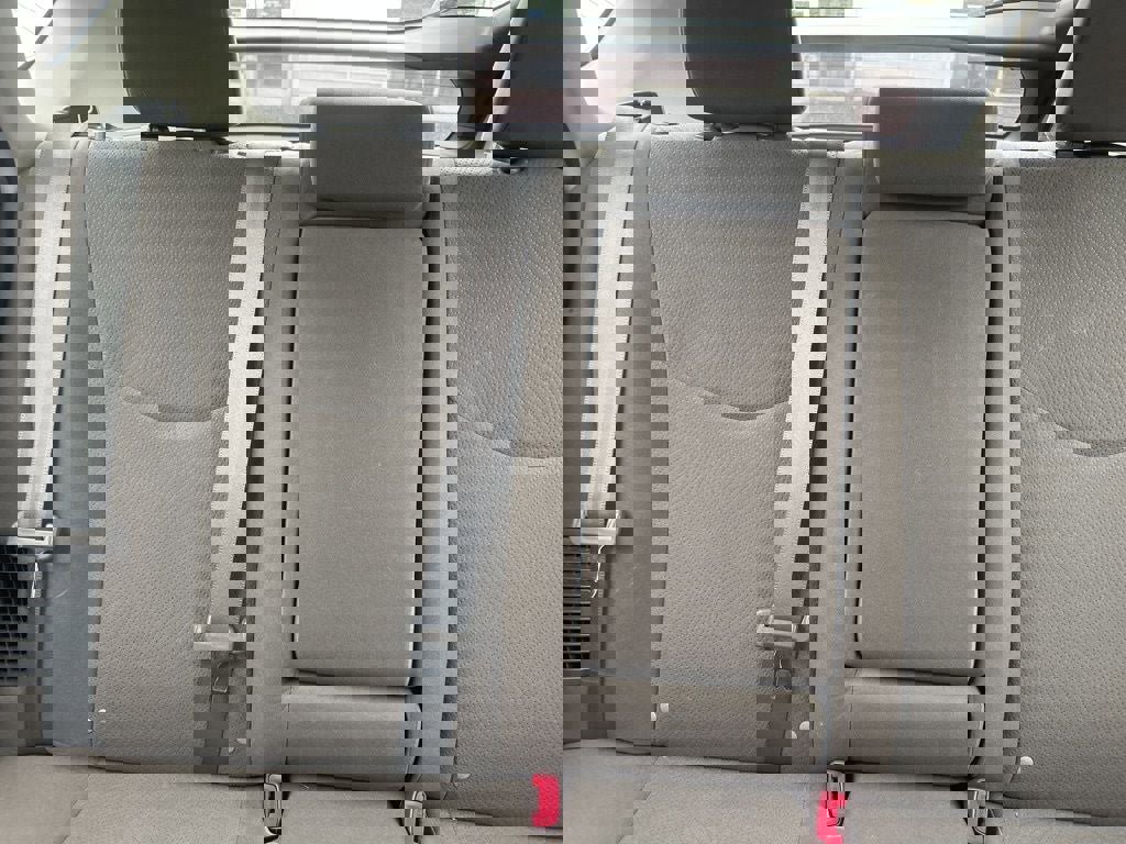 Used 2014 Toyota Prius Three w/ Solar Roof Package image 7