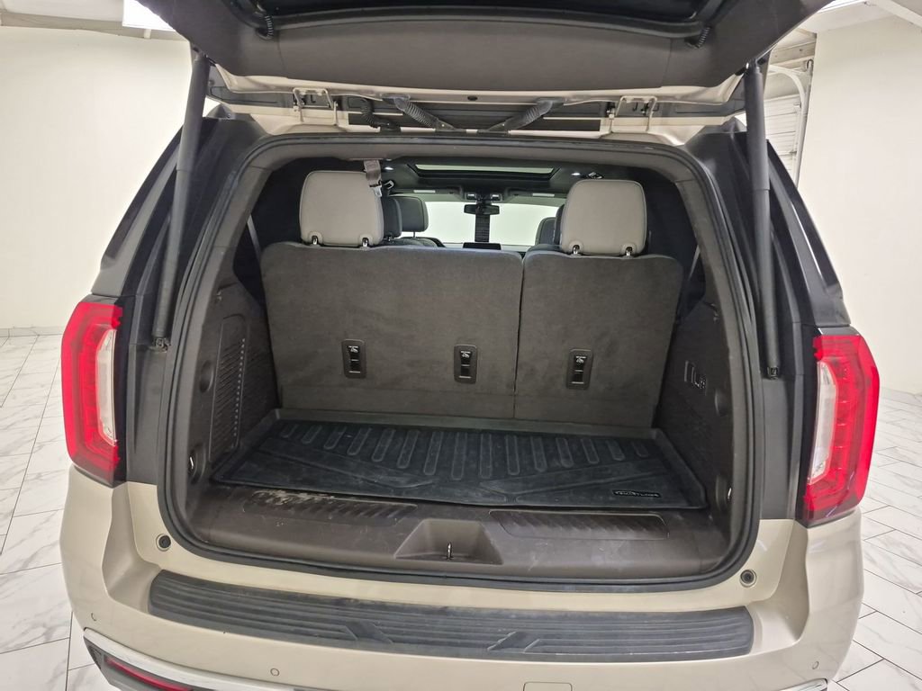 Used 2021 GMC Yukon SLT w/ SLT Premium Package image 27