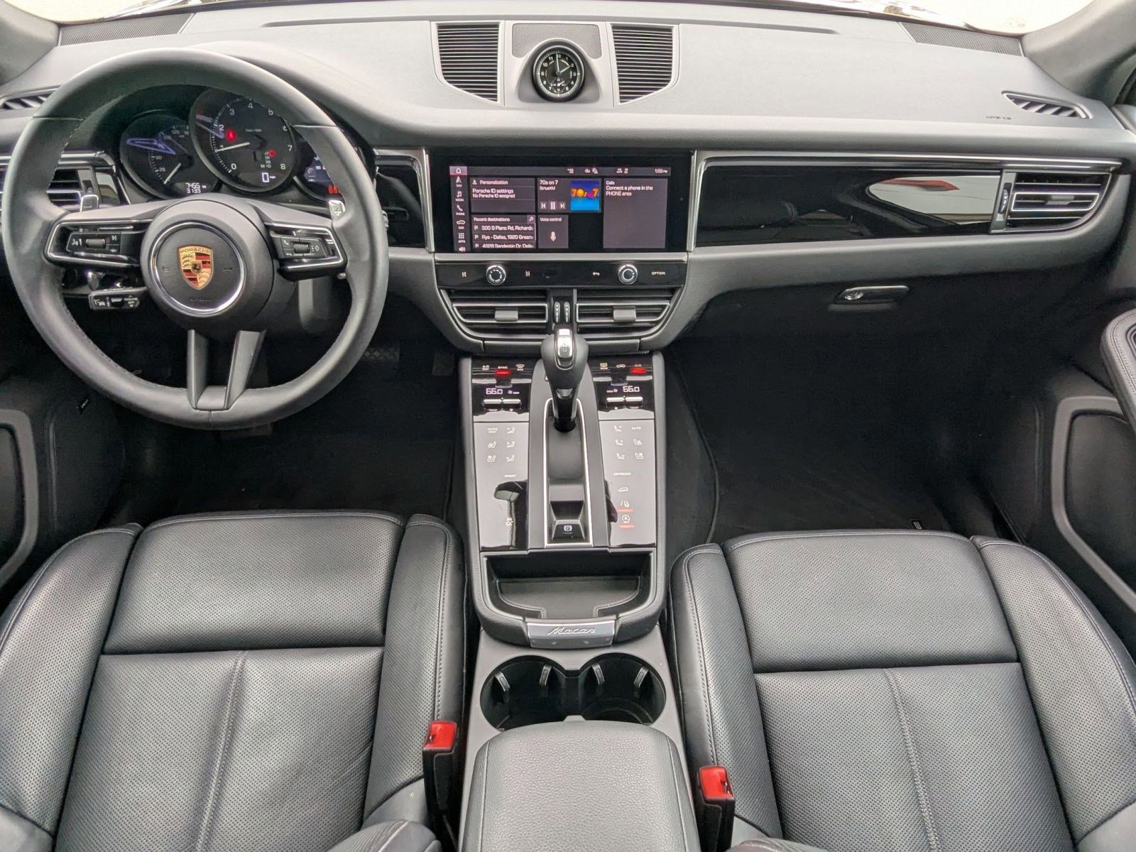 Certified 2025 Porsche Macan image 21