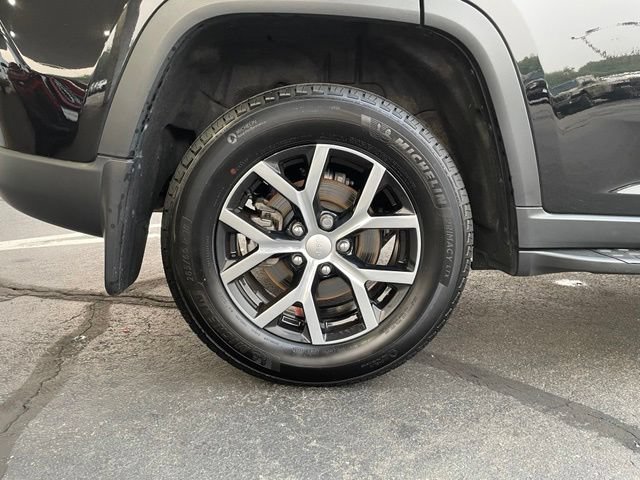 Used 2024 Jeep Grand Cherokee Limited AWD/4WD image 35