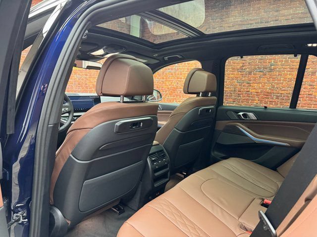 Used 2026 BMW X5 xDrive50e w/ Executive Package AWD/4WD image 24