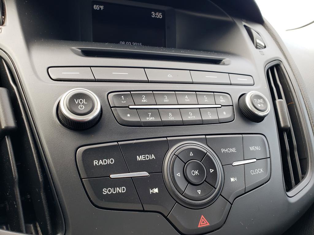 Used 2015 Ford Focus SE image 19