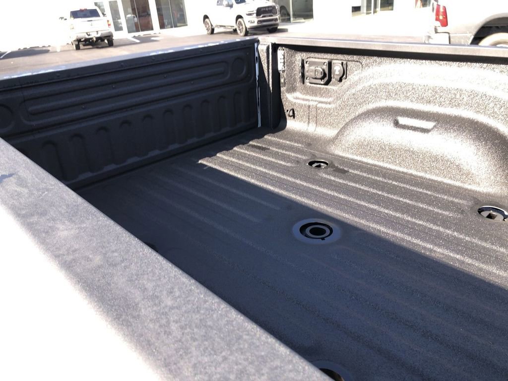 New 2026 RAM 2500 Laramie w/ Night Edition AWD/4WD image 17