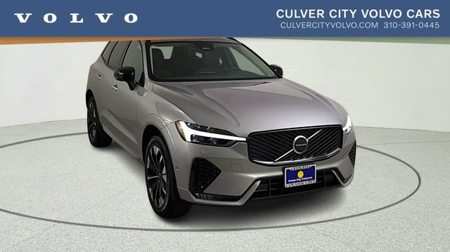 New 2026 Volvo XC60 B5 Plus w/ Climate Package PRO
