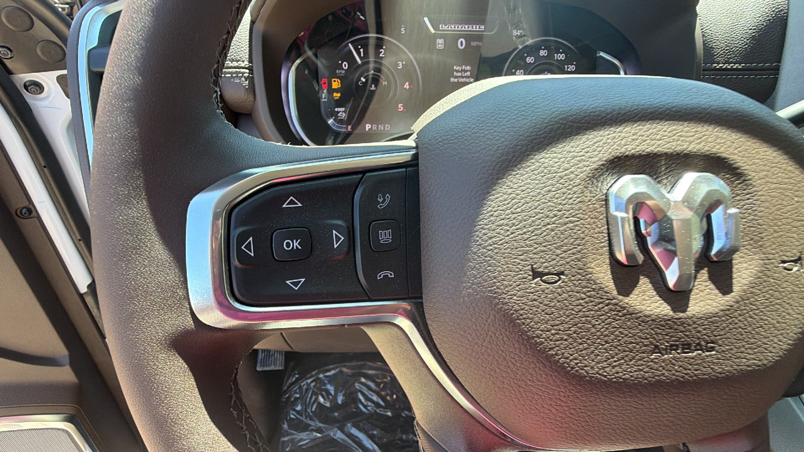 New 2026 RAM 2500 Laramie AWD/4WD image 23