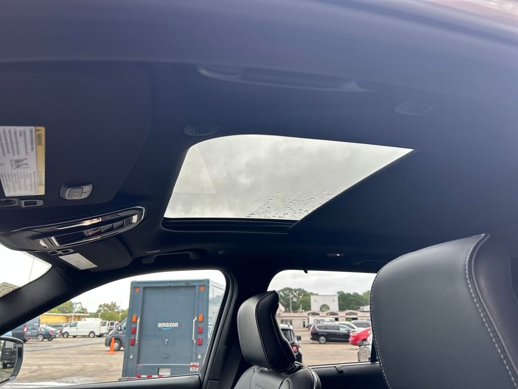 New 2025 Jeep Grand Cherokee Overland w/ Adv Protech Group III image 22