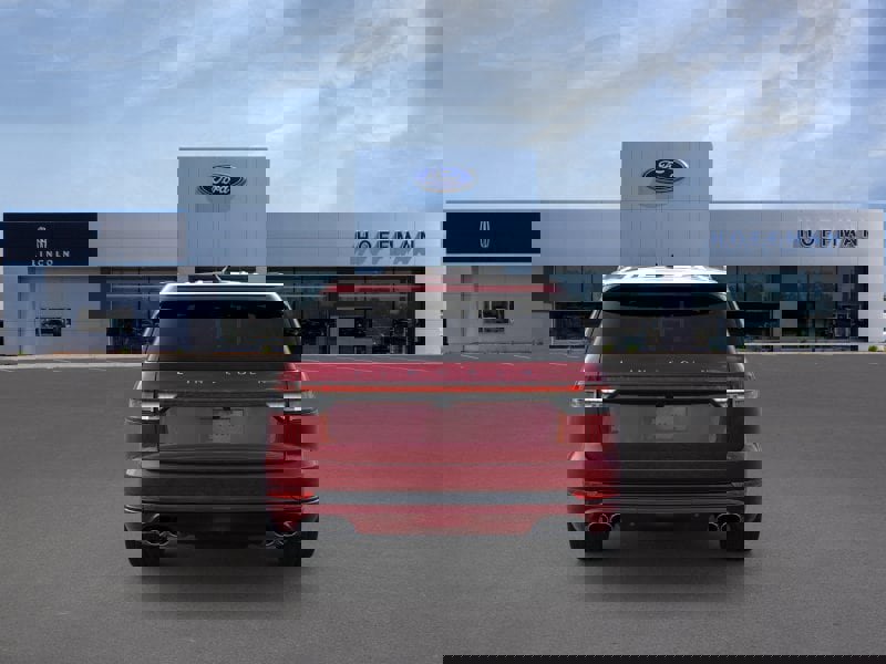 New 2026 Lincoln Aviator Reserve AWD/4WD image 5