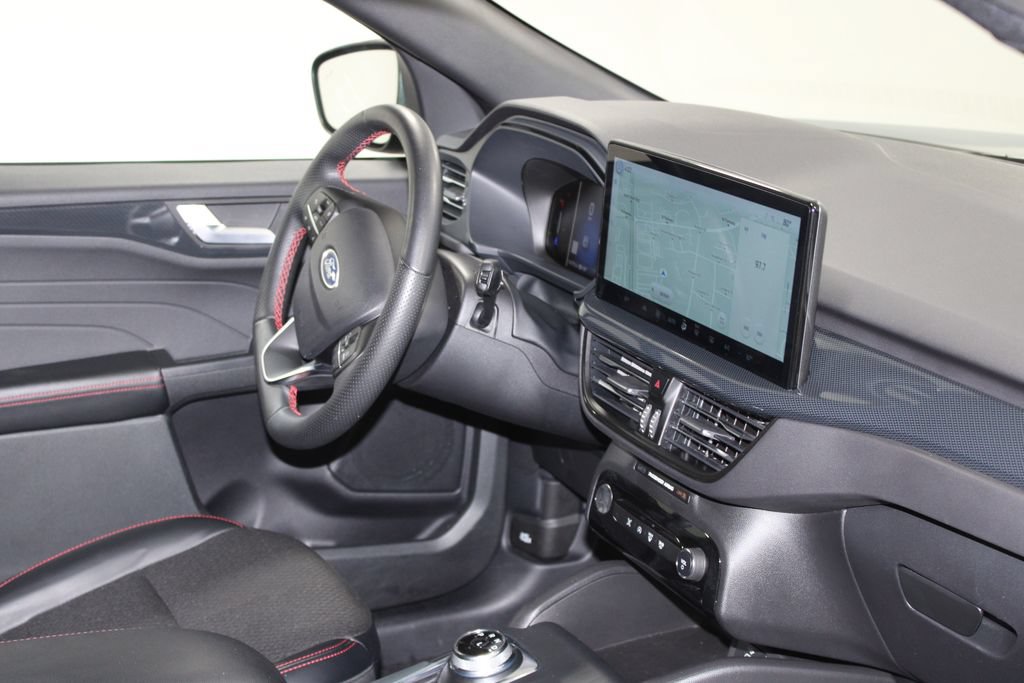 Used 2025 Ford Escape ST-Line w/ Tech Pack #1 FWD image 29