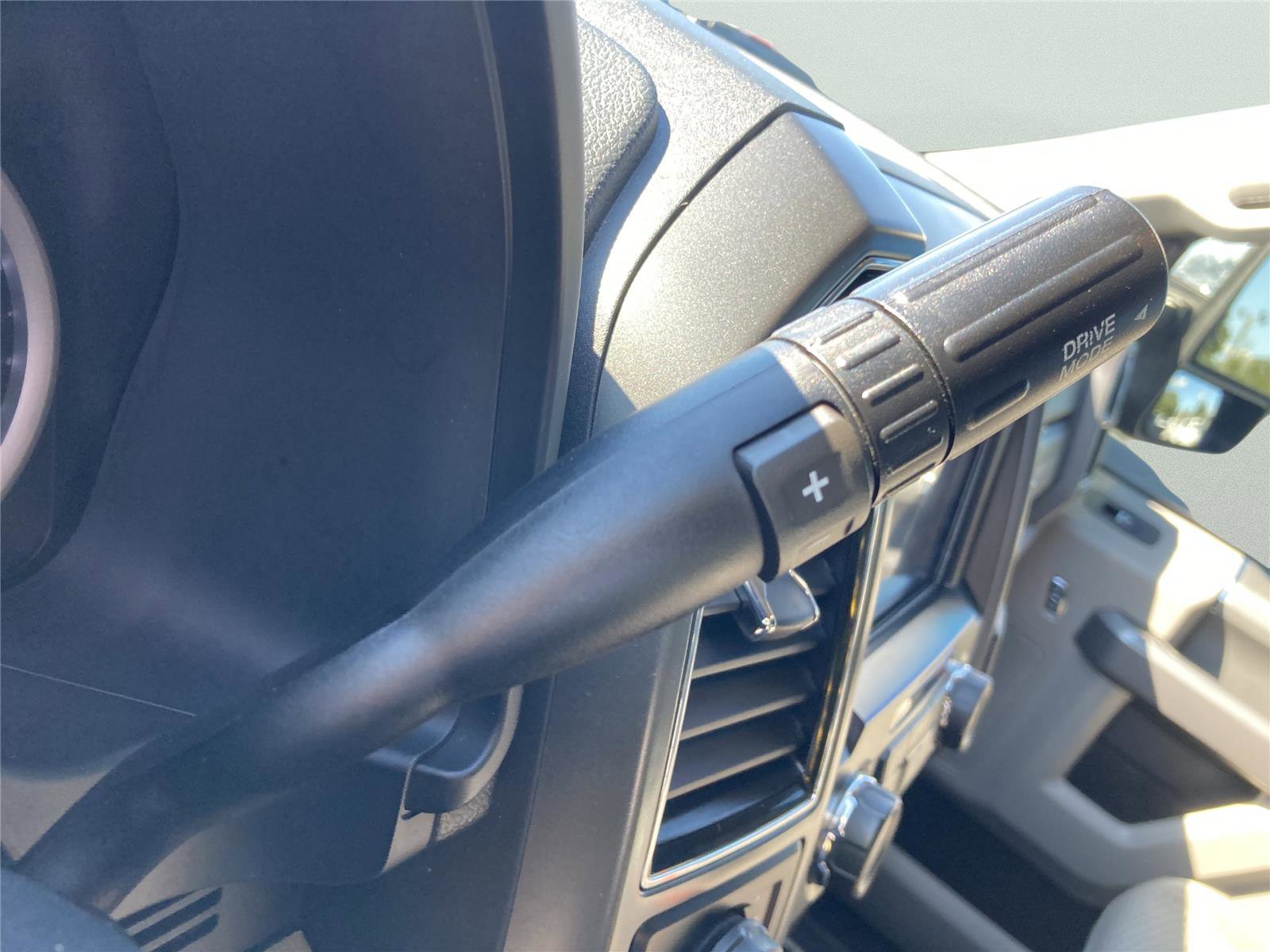 Used 2022 Ford F250 XLT w/ XLT Premium Package image 19