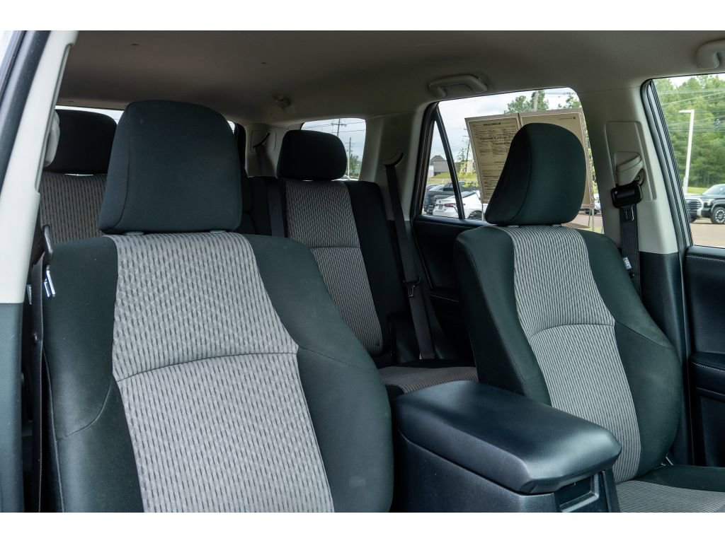 Used 2018 Toyota 4Runner SR5 image 19