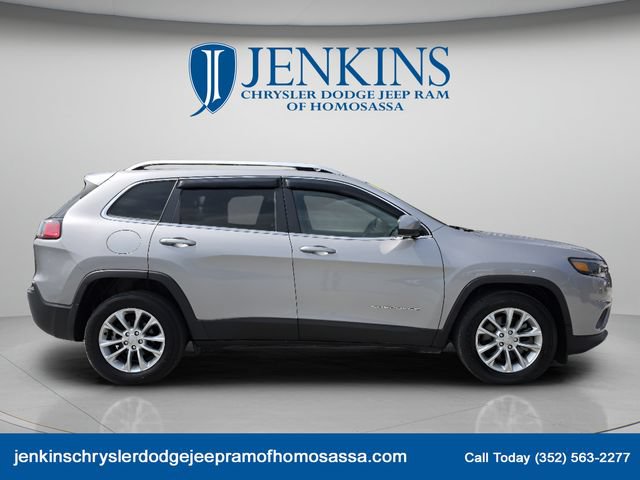 Certified 2019 Jeep Cherokee Latitude w/ Popular Appearance Group FWD image 3