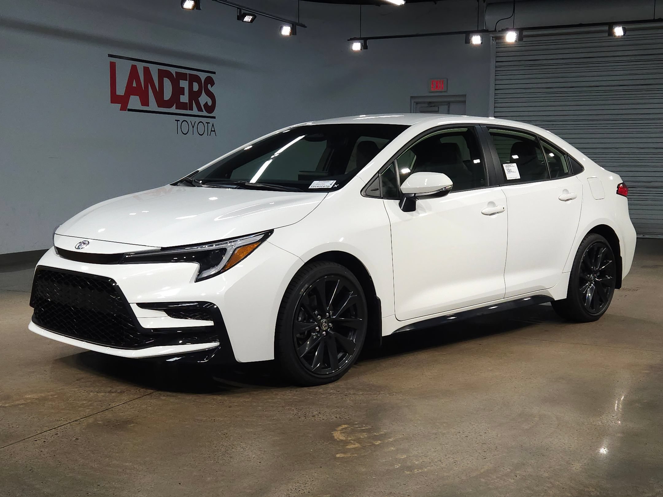 New 2026 Toyota Corolla SE FWD image 3