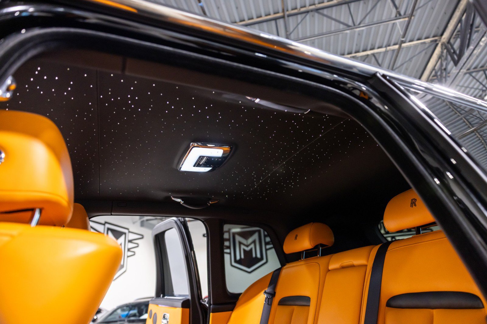 Used 2022 Rolls-Royce Cullinan AWD/4WD image 33