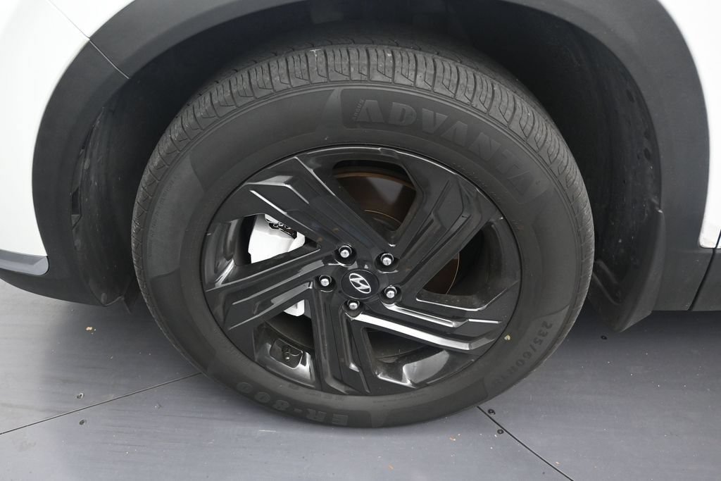 Used 2022 Hyundai Santa Fe SEL w/ Convenience Package FWD image 9