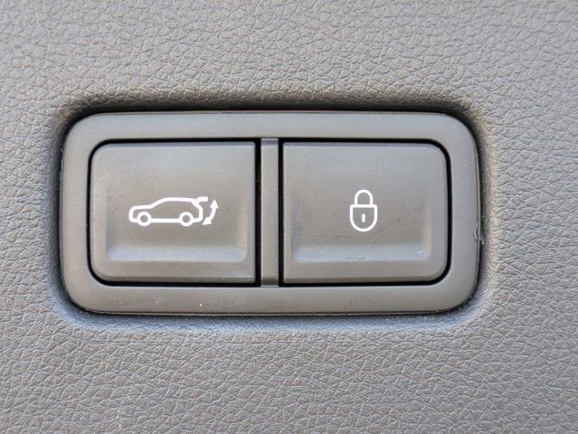 Used 2025 Genesis GV70 2.5T AWD/4WD image 13