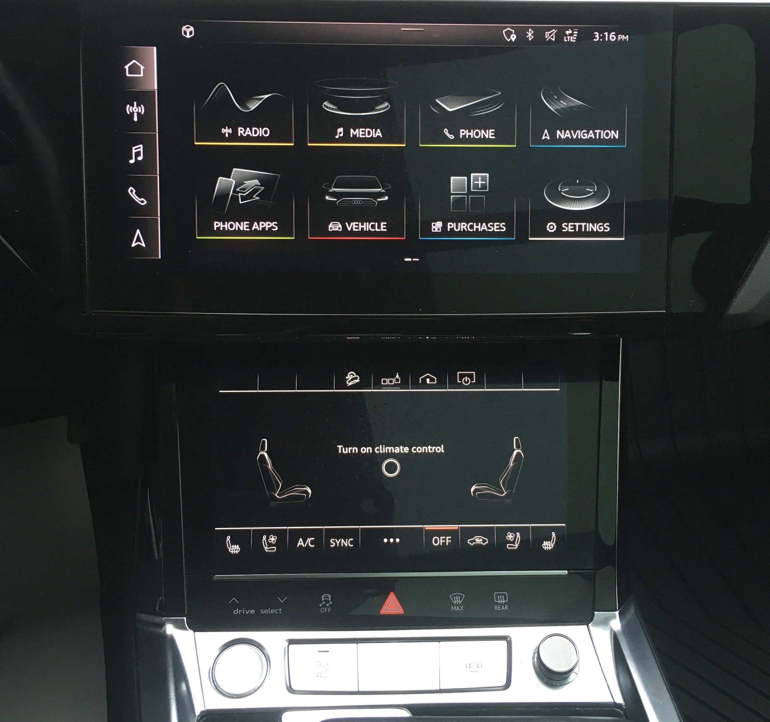 Used 2020 Audi e-tron Premium Plus AWD/4WD image 13