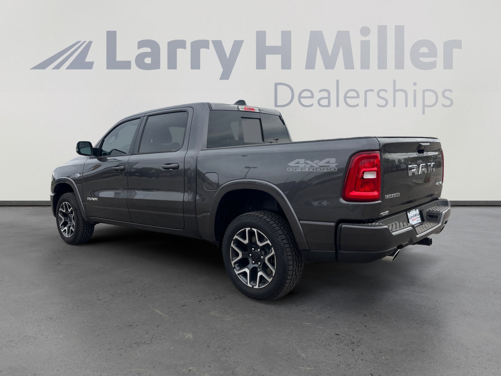 Used 2026 RAM 1500 Laramie w/ Sport Appearance Package image 3