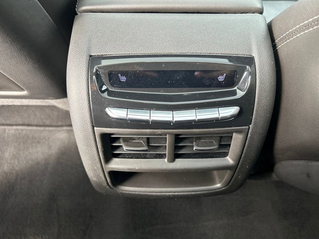 Used 2020 Cadillac XT5 Premium Luxury image 17