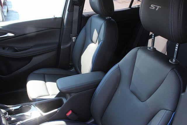 New 2026 Buick Encore GX Sport Touring w/ Comfort Package image 2