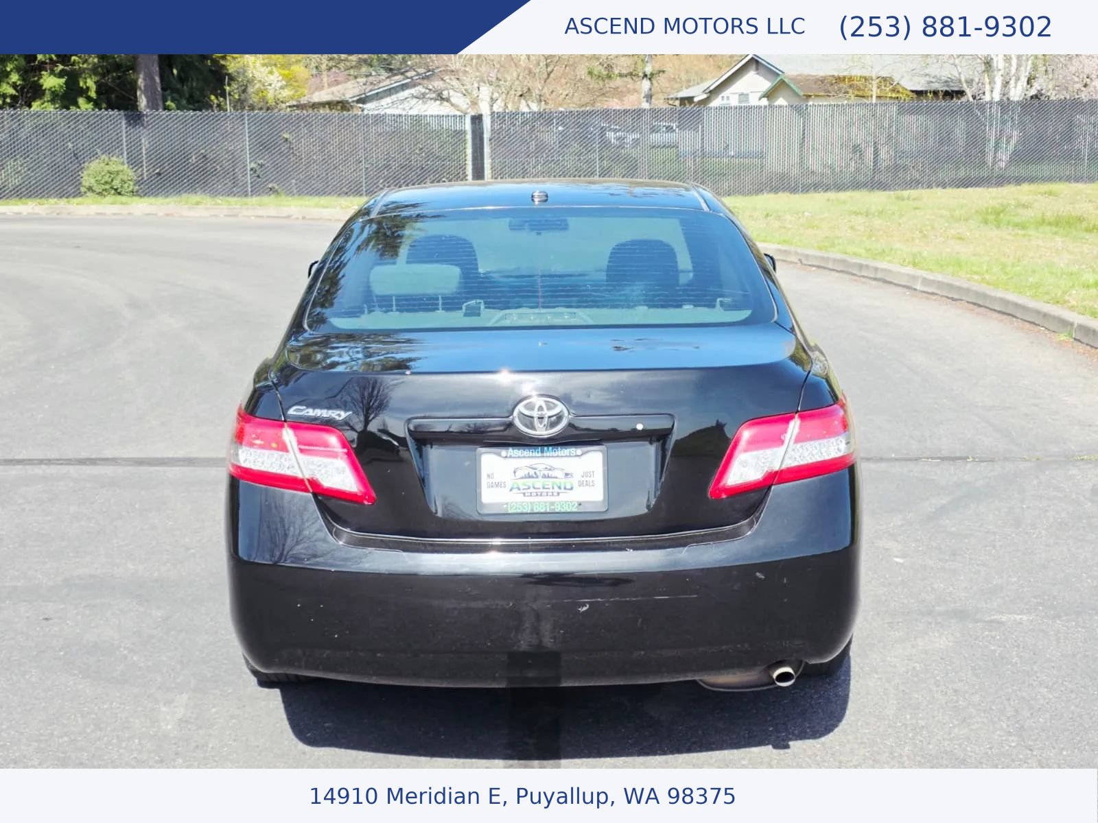 Used 2011 Toyota Camry image 4