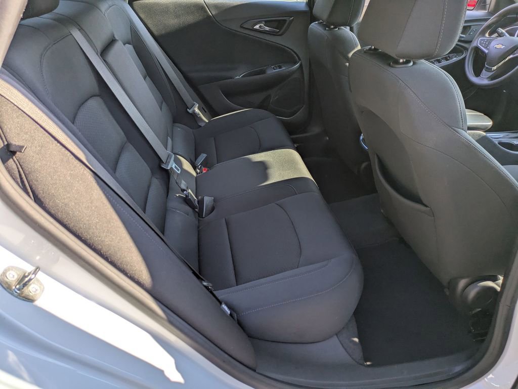 Used 2024 Chevrolet Malibu LT image 33