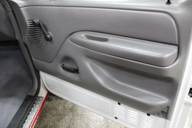 Used 1995 Ford F350 4x4 Regular Cab image 18