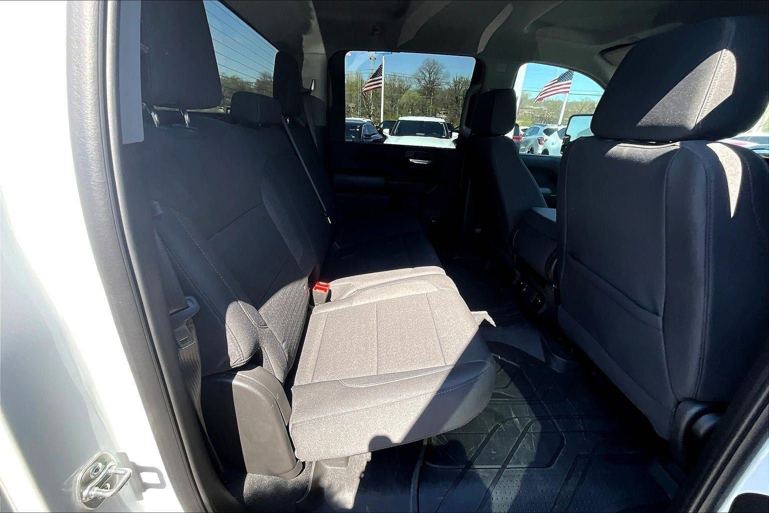 Used 2025 Chevrolet Silverado 2500 Custom w/ Custom Value Package AWD/4WD image 22