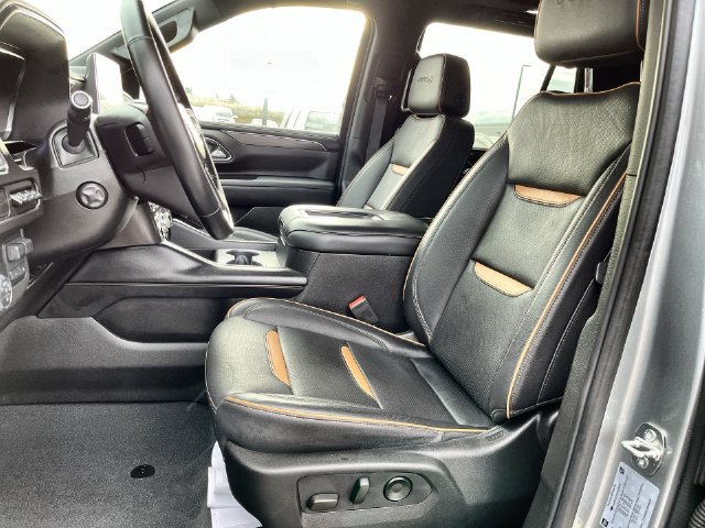 Used 2024 GMC Yukon AT4 w/ Technology Package AWD/4WD image 20